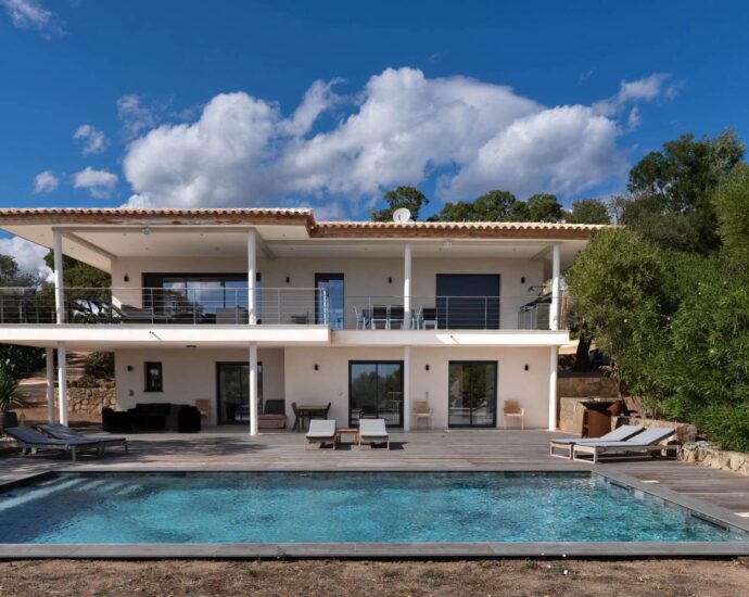 Exclusive Listing, Pinarello, Sea View Villa, 4 Bedrooms, Pool, Walking Distance to the Beach
