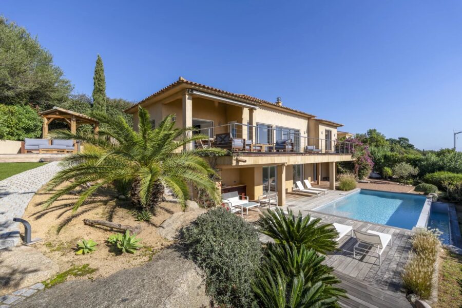 Porto -Vecchio, Arasu, Cirindinu, Villa vue mer panoramique, 3 chambres, piscine chauffée, proche plage