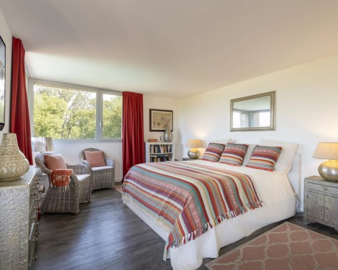 Porto-Vecchio, Domaine de Cala Rossa, villa 6 chambres, piscine, plage à pied