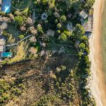 Plage de Cala Rossa, Villa 6 chambres, pied dans l&rsquo;eau, piscine, vue mer, plage à pied