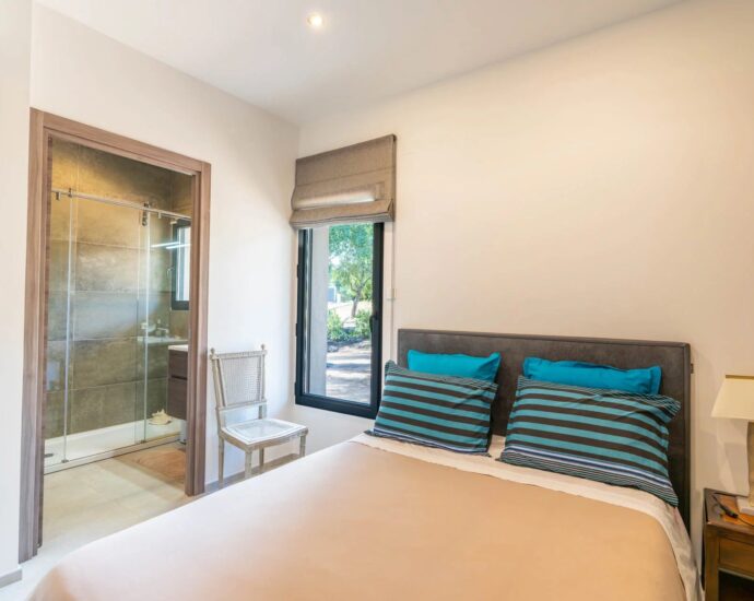 Exclusive Listing, Pinarello, Sea View Villa, 4 Bedrooms, Pool, Walking Distance to the Beach