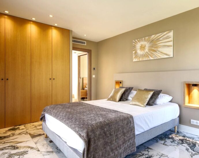 Porto-Vecchio, Arasu, Villa plage à pied, 4 chambres, piscine, domaine privé, aperçu mer