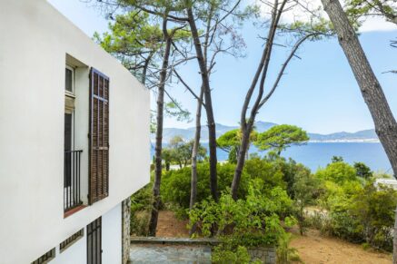 South Shore of Ajaccio, Porticcio, Domaine de la Pointe, Renovation Villa, 6 Bedrooms, Sea View, Private Estate, Walking Distance to the Beach