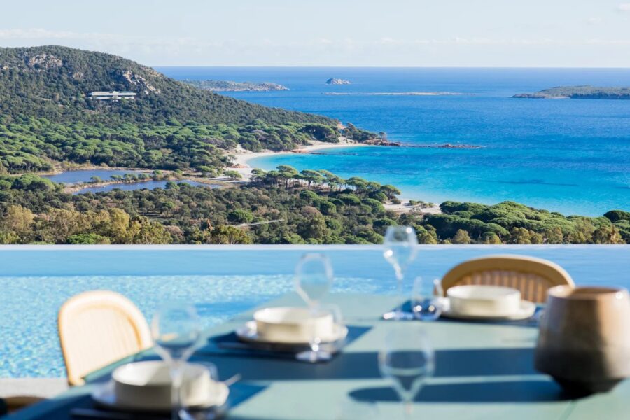 Palombaggia, 6 bedroom villa, swimming pool, panoramic sea view, close to the beach