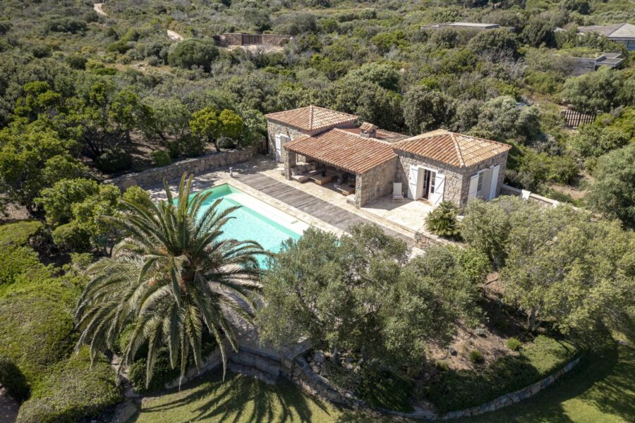 Bonifacio, Piantarella, Panoramic sea view property, 5 bedrooms, heated pool, close to the beach