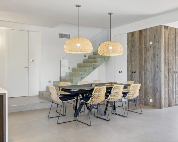 Arasu, villa 4 chambres, piscine chauffée, vue montagnes, proche plage