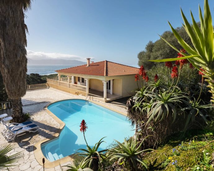 Sagone, Panoramic Sea View Villa, 8 Bedrooms, Pool, Walking Distance to Beach