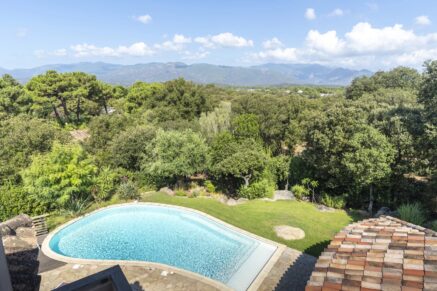 Porto-Vecchio, Domaine de Cala Rossa, villa 6 chambres, piscine, plage à pied