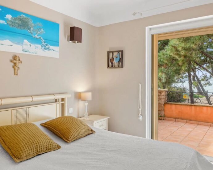 Domaine de Cala Rossa – 2 Villas mitoyennes, pied dans l&rsquo;eau