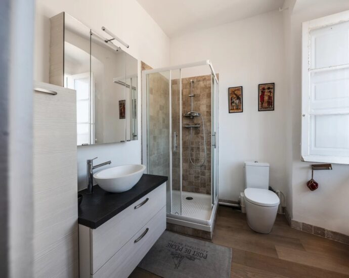 Bastia, citadel, apartment, 4 bedrooms, panoramic view