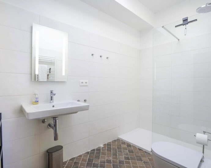 Ajaccio, Route des Sanguinaires, Villa vue mer, 5 chambres, Piscine, plage à pied