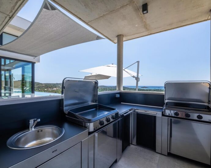 Saint-Cyprien, villa 7 chambres, piscine, vue mer panoramique, proche plage