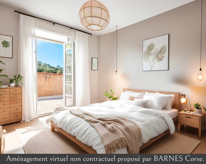 Palasca. Property. 5 Bedrooms. Pool. Panoramic Views of Countryside and Mountains