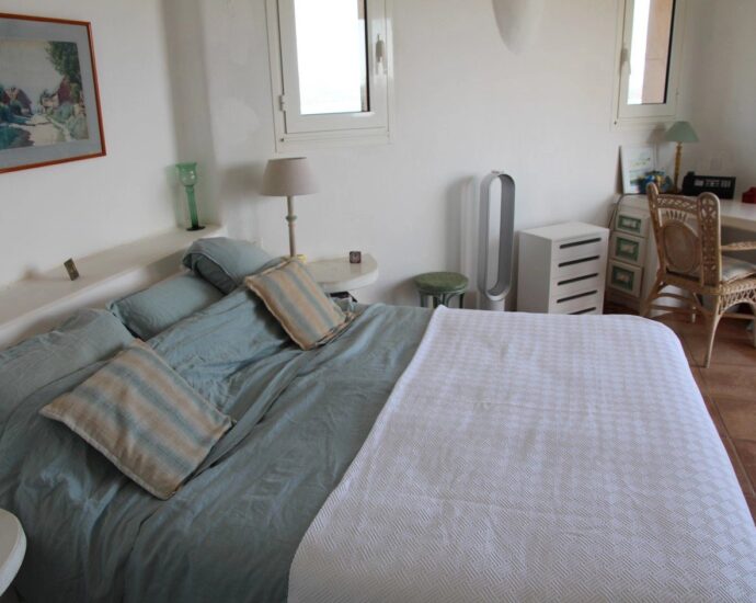 Cala Rossa, Domaine de la Tour, Villa vue mer panoramique, 6 chambres, piscine, plage à pied