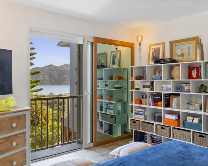 Santa Giulia, Villa, 4 bedrooms, Swimming pool, Sea view, Walking distance to the beach