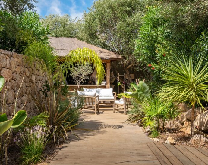 Exclusivité, Bonifacio, hôtel 4 étoiles, 10 suites privatives, piscine