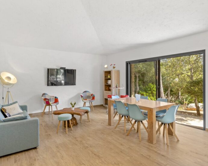 Porto Vecchio, Domaine de Cala Rossa, villa 2 chambres, proche plage