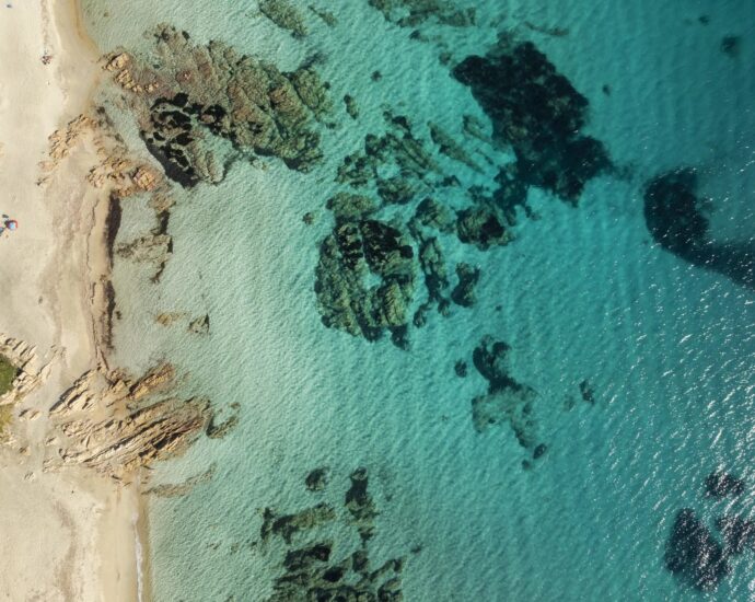 Exclusive listing, Ajaccio, 6-bedroom villa with pool, caretaker’s house, panoramic sea view, walking distance to the beach.