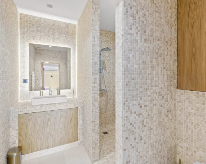 Porto-Vecchio, Palombaggia, Villa vue mer panoramique, 7 chambres, salle de sport, piscine chauffée, plage à pieds