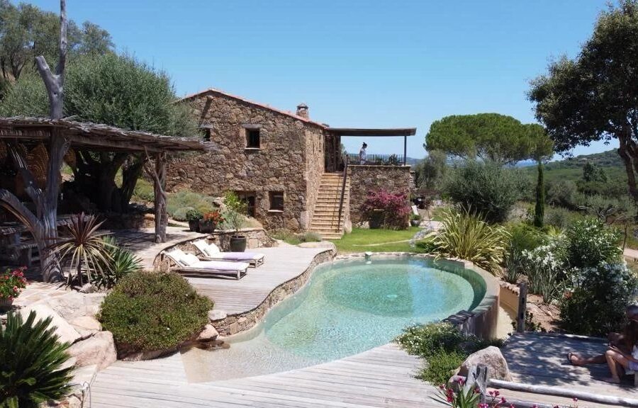 Porto-Vecchio, Piccovaggia, Farmhouse‑style Villa, 4 Bedrooms, Private Estate, Close to the Beach