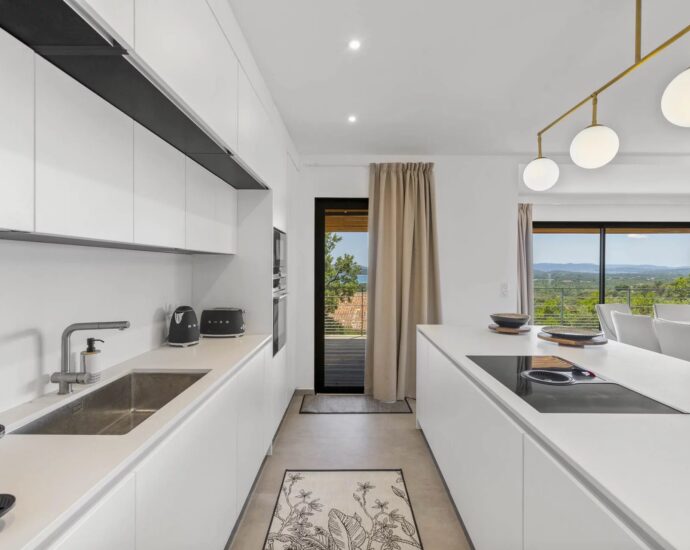 Saint-Cyprien, villa d’architecte, 7 chambres, piscine, vue mer, plage à pied