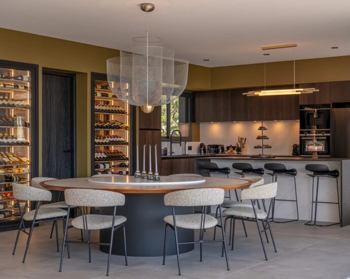 Caramontino, sea-view Hôtel Villa with panoramic views, 7 bedrooms, swimming pool, jacuzzi, fitness room, walking distance to the beach