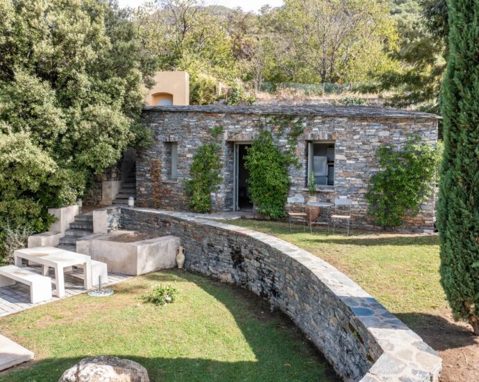 Oletta, 7 bedroom villa, Maison de Maître, one outbuilding, heated pool, close to beaches