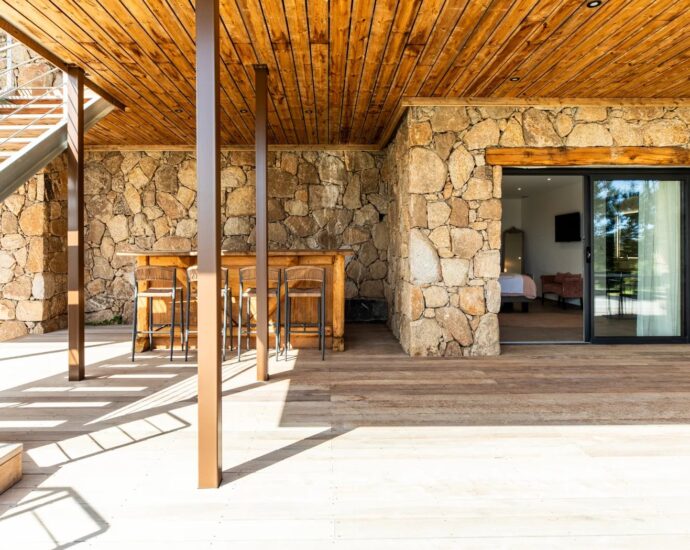 Arasu, villa d’architecte, 7 chambres, piscine, vue mer, plage à pied