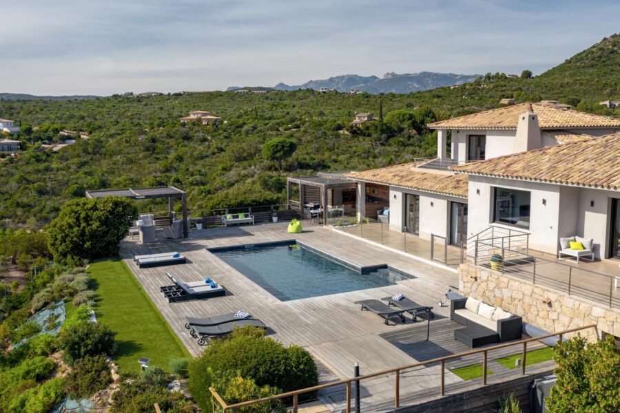 Porto vecchio, Palombaggia, villa 5 chambres, vue mer, piscine et proche plage