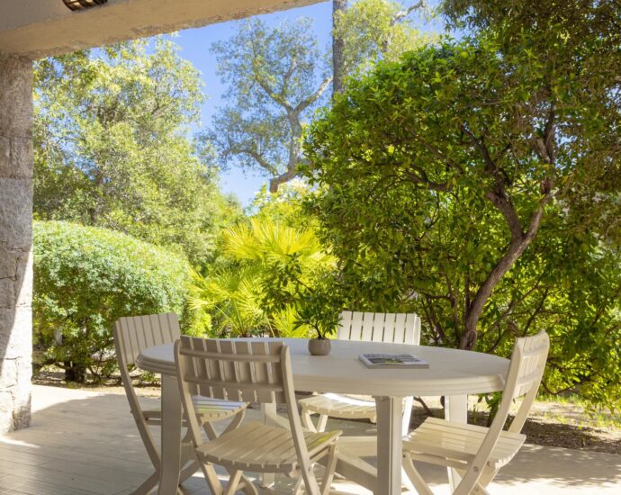 Porto Vecchio, Domaine de Cala Rossa, villa 2 chambres, proche plage