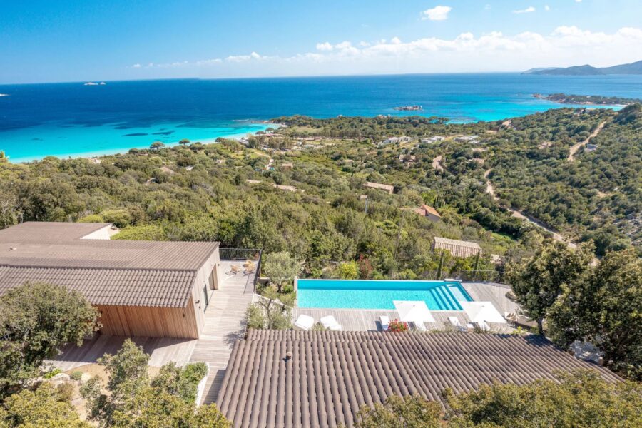 Porto-Vecchio, Palombaggia, Villa vue mer panoramique, 6 chambres, piscine chauffée, plage à pied