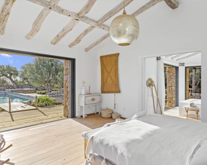 Porto-Vecchio, Palombaggia, Stone Architect-Designed Villa, Panoramic Sea Views, 3 Bedrooms, Swimming Pool, Close to the Beach