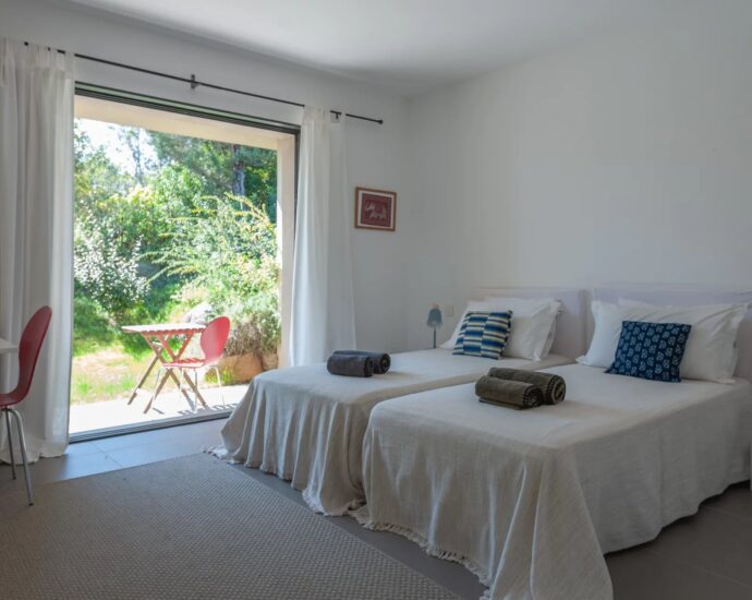 Cala Rossa, Domaine de la Tour, Villa vue mer panoramique, 7 chambres, piscine, plage à pied