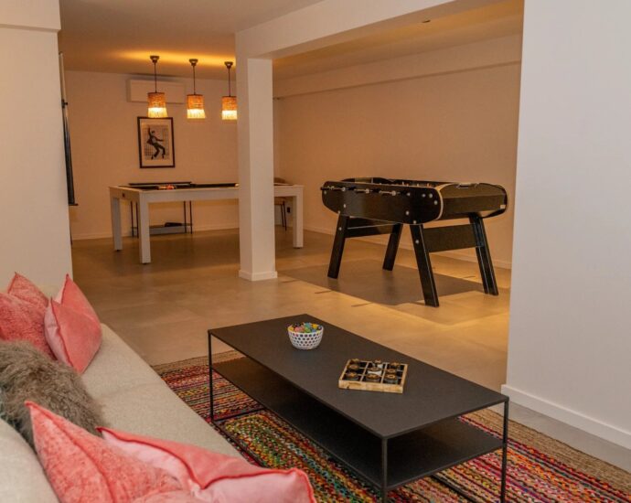 Caramontino, sea-view Hôtel Villa with panoramic views, 7 bedrooms, swimming pool, jacuzzi, fitness room, walking distance to the beach