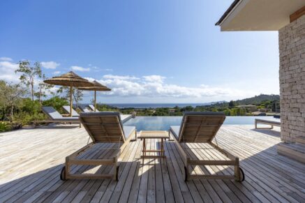 Porto-Vecchio, Palombaggia, Villa vue mer panoramique, 7 chambres, salle de sport, piscine chauffée, plage à pieds