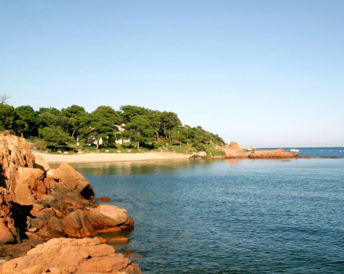 Porto Vecchio, Domaine de Cala Rossa, villa 2 chambres, proche plage