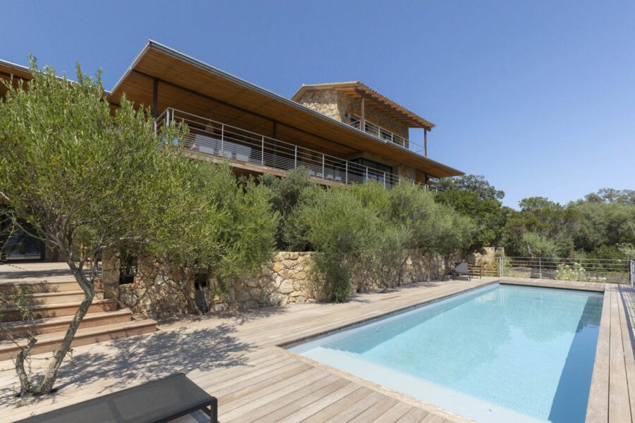 Saint-Cyprien, villa d’architecte, 7 chambres, piscine, vue mer, plage à pied