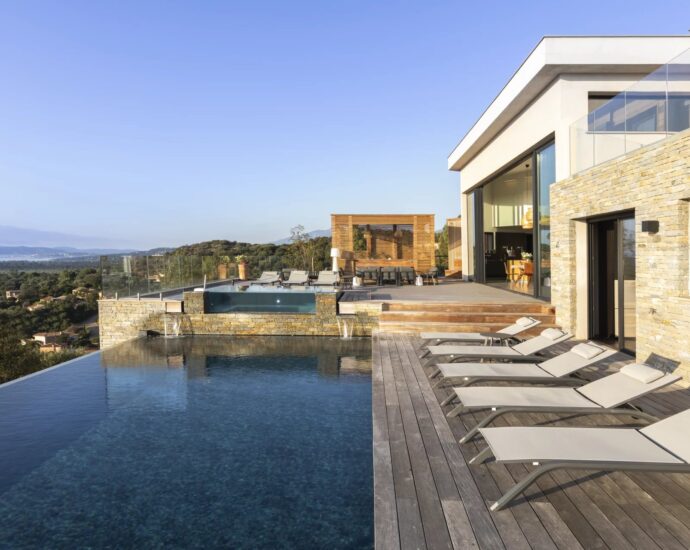 Saint-Cyprien, villa 7 chambres, vue mer panoramique, piscine