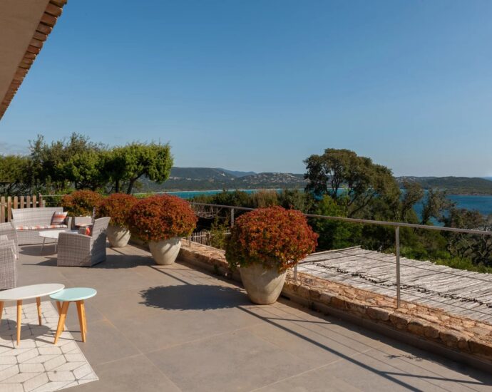 Cala Rossa, Domaine de la Tour, Villa vue mer panoramique, 7 chambres, piscine, plage à pied