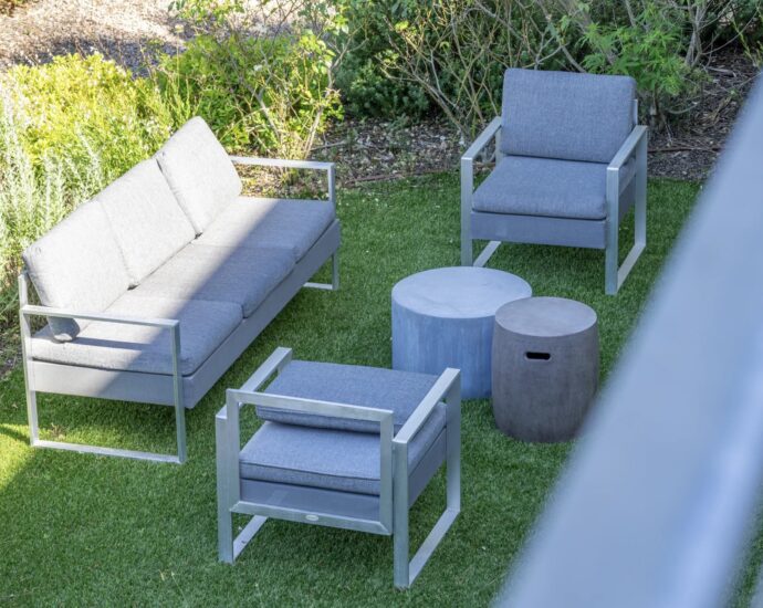 Pinarello, Contemporary 5-Bedroom Villa with Pool and Sea View, Nestled in the Heart of the Maquis