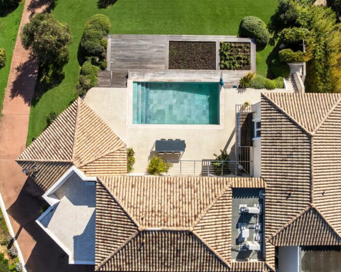 Cap Corse, Erbalunga, Villa vue mer panoramique, 10 pièces, 4 chambres, piscine chauffée, proche plage