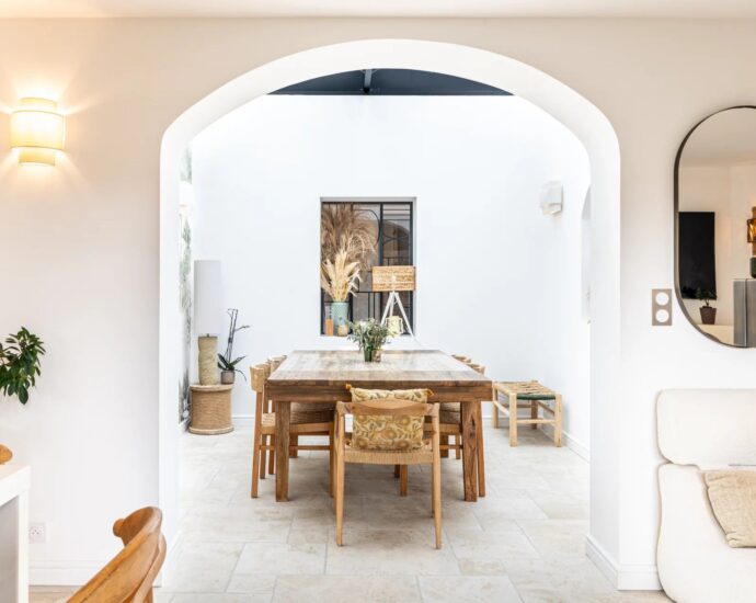 Porto-Vecchio, Villa plain-pied, 4 chambres, proche plage Palombagia, piscine