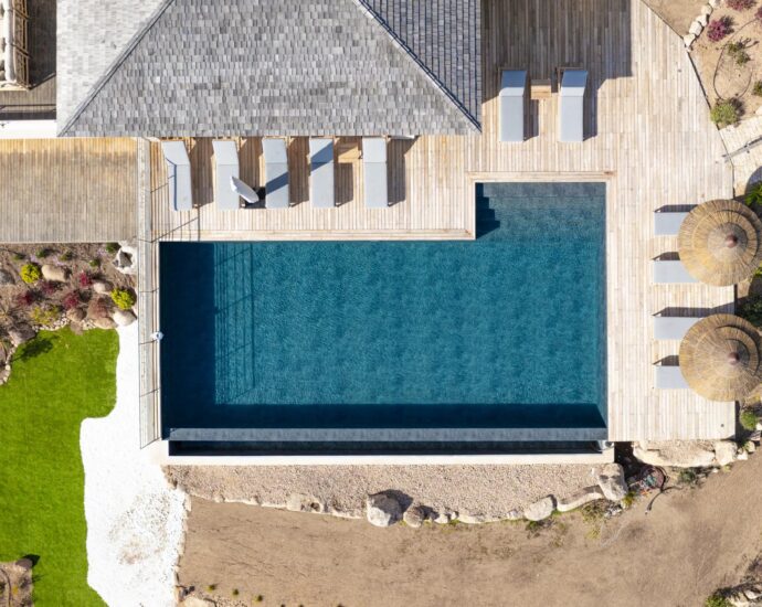 Porto-Vecchio, Palombaggia, Villa vue mer panoramique, 7 chambres, salle de sport, piscine chauffée, plage à pieds