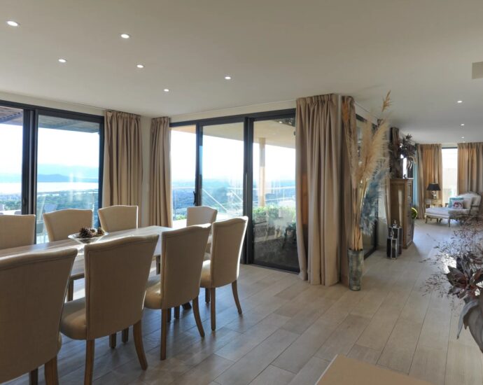 Porto vecchio, Arasu/Cirindinu, villa 5 chambres, piscine et vue mer