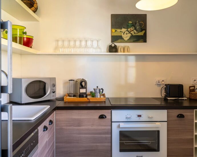 Oletta, 7 bedroom villa, Maison de Maître, one outbuilding, heated pool, close to beaches