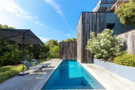 Private estate of Cala Rossa, 5-Bedroom Villa with Pool, Sea View, close to the beach