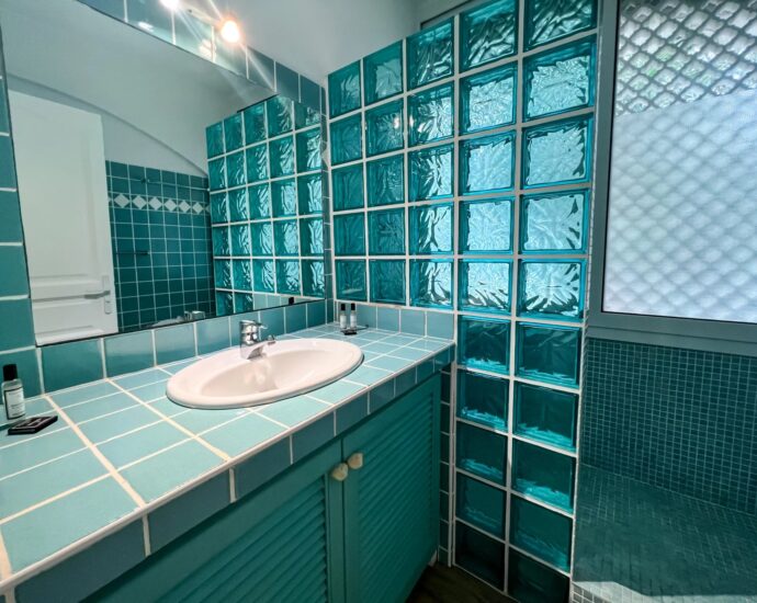 Porto-Vecchio, Domaine de Cala Rossa, appartement 1 chambre, plage à pied