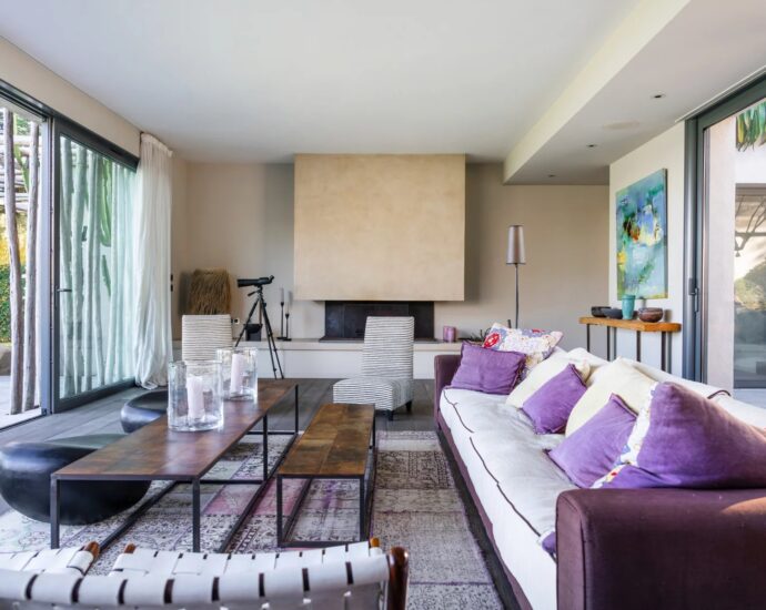 Exclusivité, Domaine de Cala Rossa, La Testa, Propriété exceptionnelle pied dans l&rsquo;eau, 2 villas, 7 chambres, piscine, plage à pied, vue mer panoramique