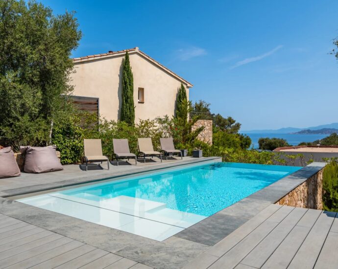 Monticello, villa 4 Chambres, piscine, vue mer, proche plage