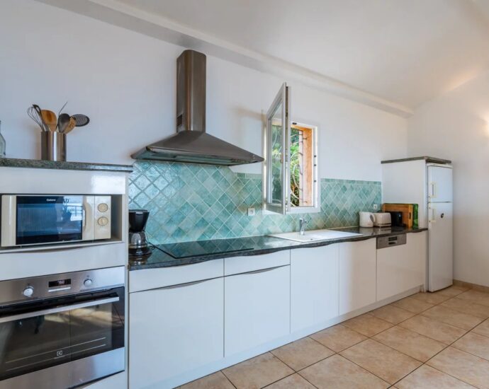 Exclusive Listing, Corbara, Marine de Davia, 2 Villas, 7 Bedrooms, 2 Pools, Panoramic Sea View, Walking Distance to the Beach